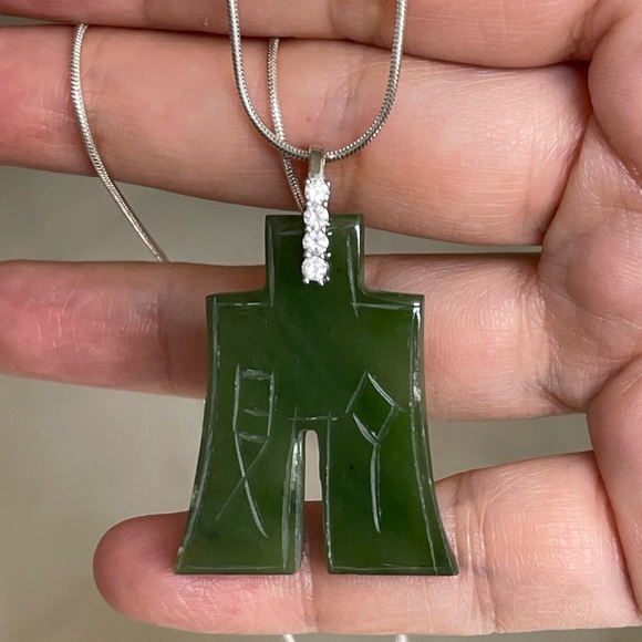 Large hand carved natural nephrite jade cz solid sterling silver pendant & chain - Picture 3 of 9